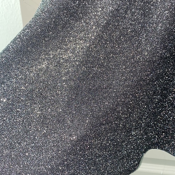 Sparkly dress size M with tags!! - Picture 2 of 3